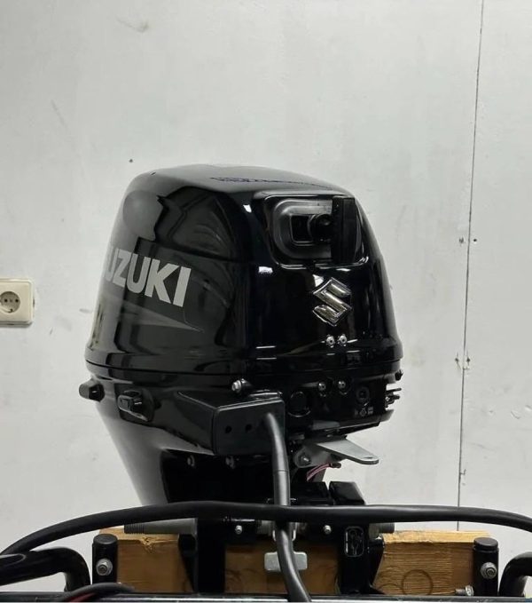 2020 Suzuki 9.9Hp 4 Stroke EFI Outboard - Image 3