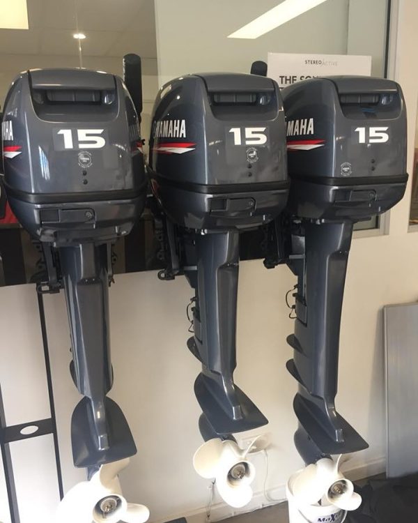 Yamaha outboard 15hp 2 stroke Enduro engine - Image 3