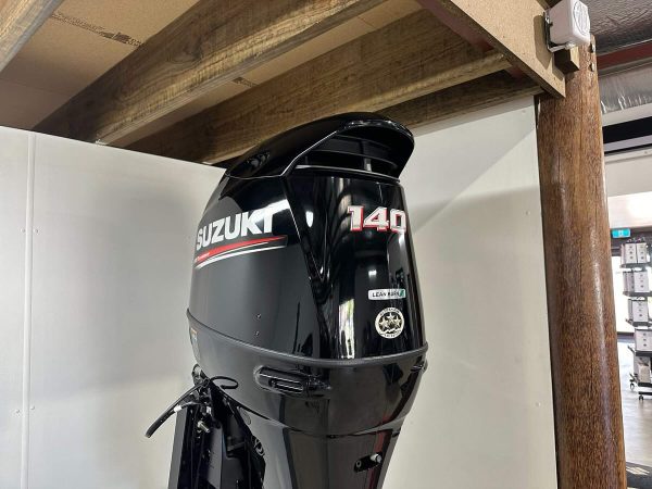 Suzuki 140hp 4stroke - Image 2