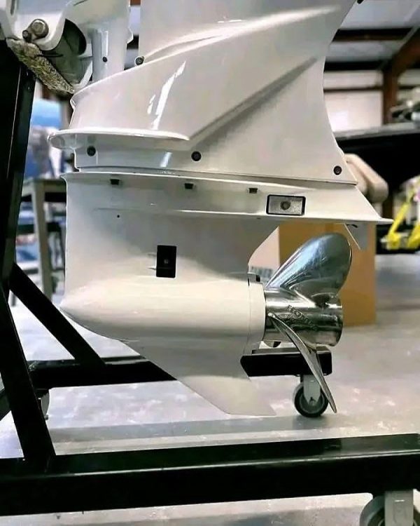 Honda 200Hp 4 strokeoutbroad motor - Image 4